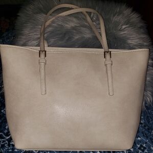 Urban expressions vegan leather, Elegant Cream Tote Bag